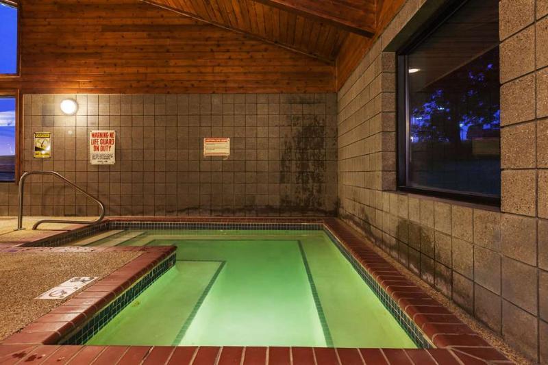 Americinn By Wyndham Dickinson Eksteriør bilde